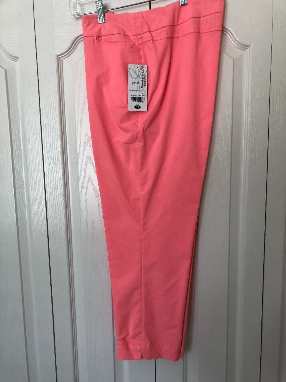 Lulu B Pull On Slimmimg Pant Size 16 Coral NWT